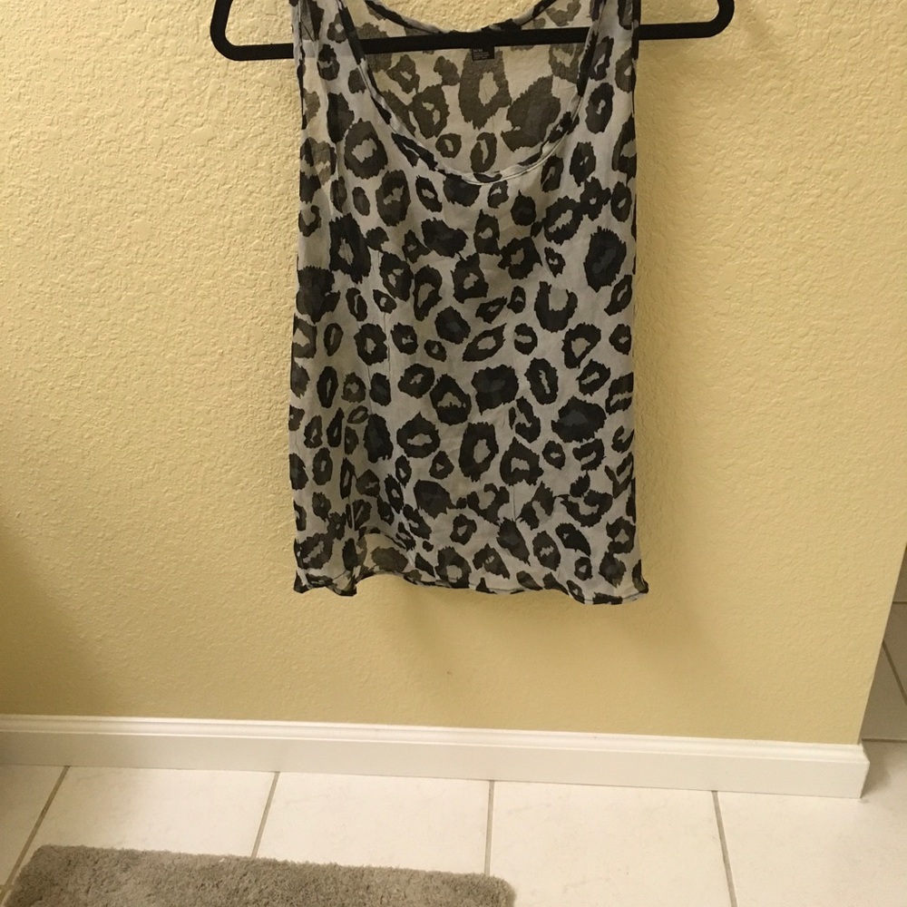 Leopard Print Sleeveless Top